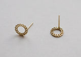 10K Solid Gold Tiny Chain Circle Stud Earrings - TGE126