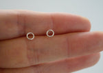 925 Sterling Silver, Line Circle Stud Earrings - TSE006