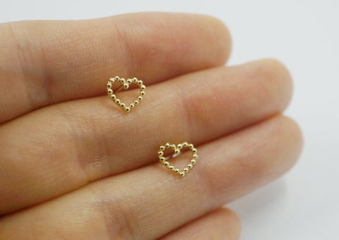 10K Solid Gold Tiny Lovely Heart Stud Earrings - TGE125