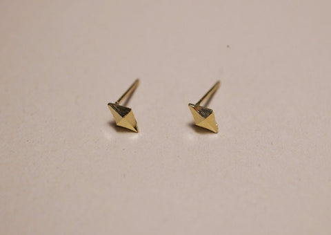 10K Solid Gold Tiny Geometric Stud Earrings Diamond Pyramid Real Gold - TGE060