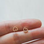 10K Solid Gold Tiny LINE Heart Patterned Stud Earrings Real Gold - TGE032