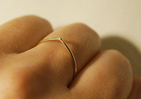 14K Solid Gold Water Thin Line Drop Ring - TGR014