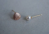 14K Solid Gold Stud Earrings, White 4mm Pearl, ROSE Gold Shell - TG41001