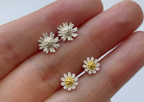 925 Sterling Silver Daisy Earrings